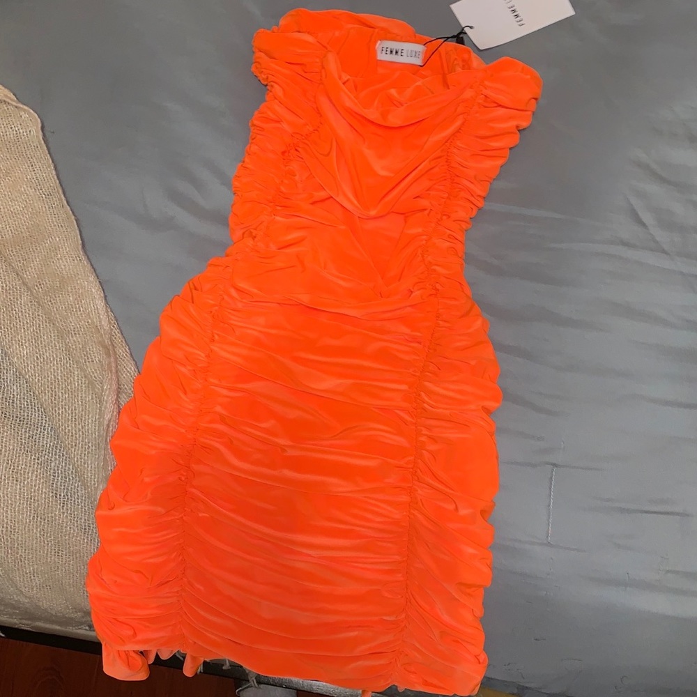 Dress - Picture 3 of 5